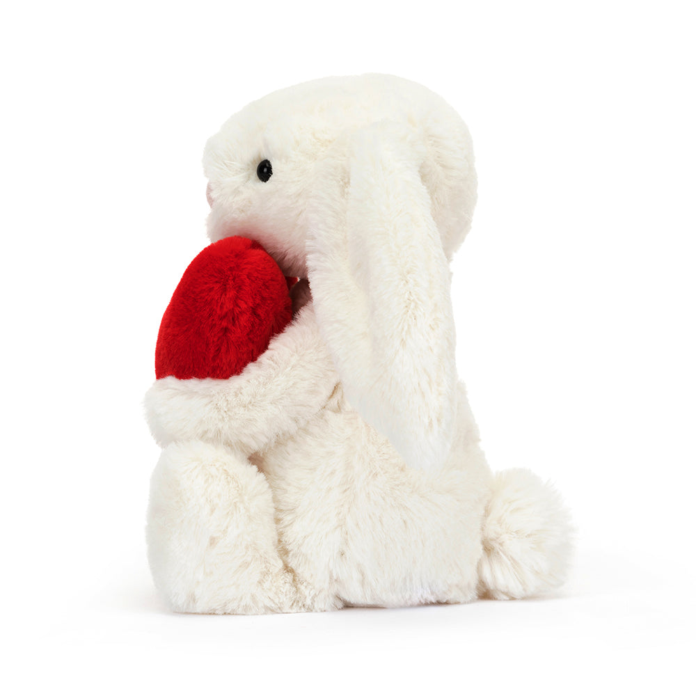 Lätt att älska – En tidlös gosedjursklassiker från Jellycat.
Ge bort en Bashful Red Love Heart Bunny Little och låt någon känna sig älskad och uppskattad! Perfekt present för Valentines day eller alla hjärtans dag nu den 14 februari
