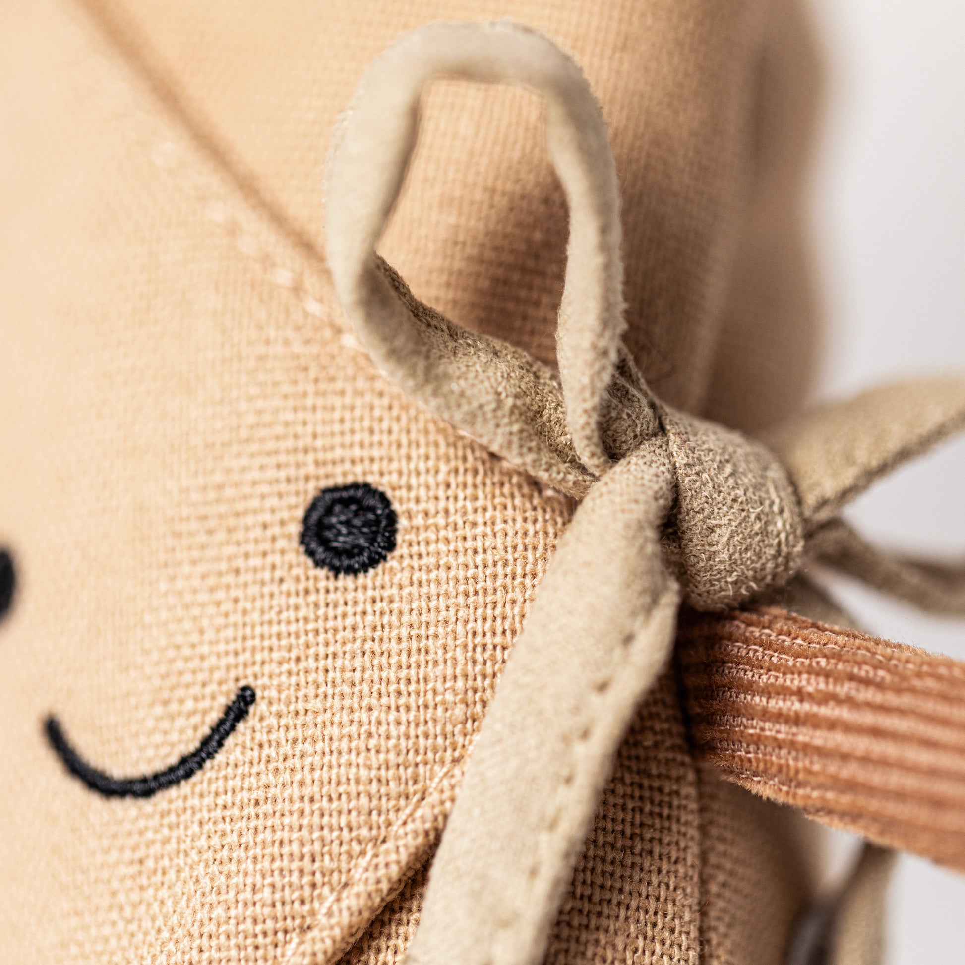 En av Jellycats populära och unika gosedjur. Ett fint samlarexemplar eller present till någon annan